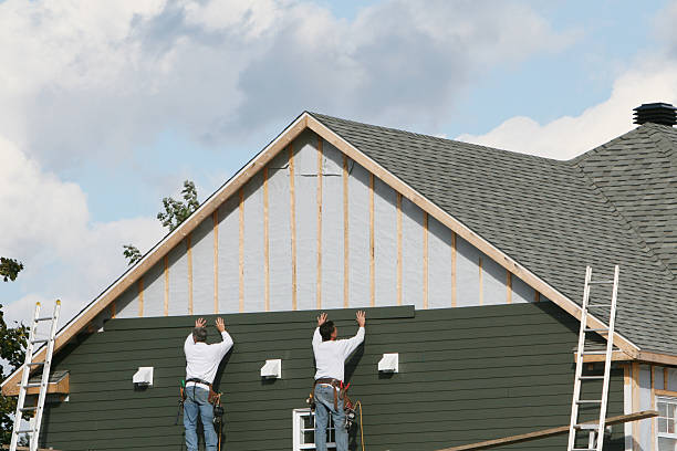 Professional Siding Installation technician working in Pittsboro, NC